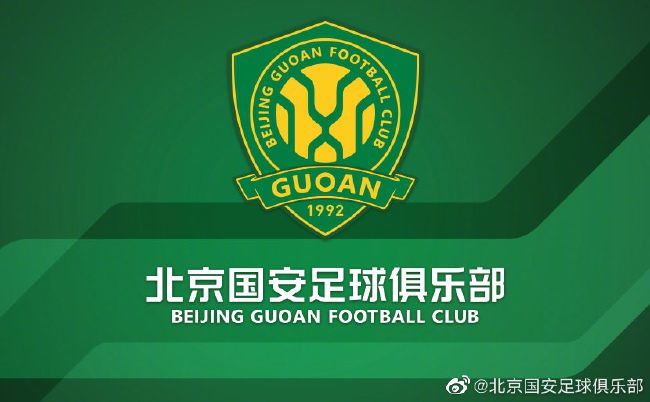 今年夏窗，多库由雷恩以6000万欧价格转会曼城，本赛季他出场19场比赛，贡献4球6助。